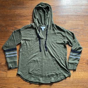 Market & Spruce Green Hoodie